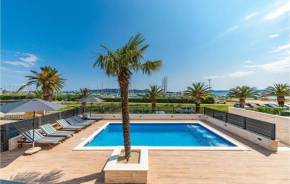 Gorgeous Home In Kastel Gomilica With Wifi